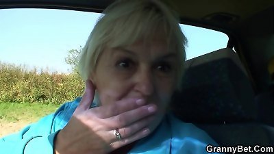 He screwing very elder blonde grandmother roadside