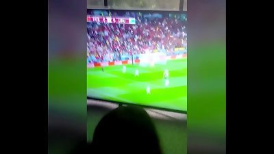 I ravage my friend's while we watch the game of Portugal Vs Uruguay 2-0 how juicy it is