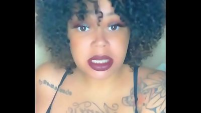 serve me, kitty Kii!