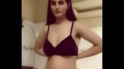 Indian hot dame sending video to bf