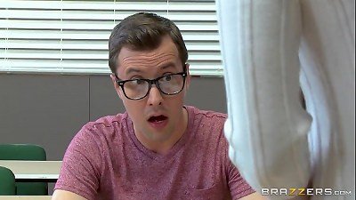 Brazzers - (Bianca Charlotte) - Moms In manage