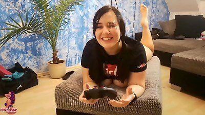 curvaceous german Gamer female gets pulverized while gaming