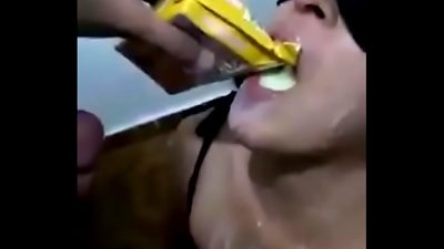 novinha gostosa obediente