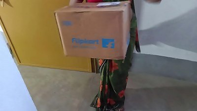 Get pummeled from flipkart delivery stud instead of money when my husband not home