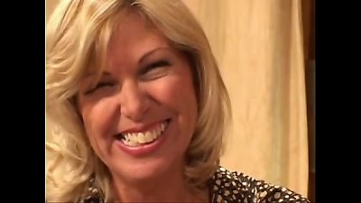 Ex-marine milf gets banged HardCireman Free porn