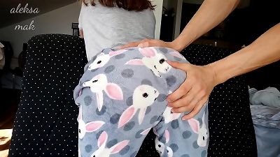 eighteen yo smack firm big chinese teen butt nonstop fingering doggy fashion