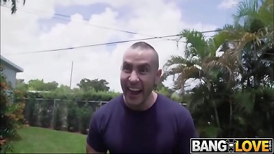 The hose pipe Knows Kira Perez